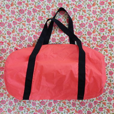 Borsa da spiaggia in rosa neon