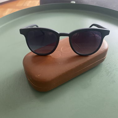 Komono Sonnenbrille mit Etui