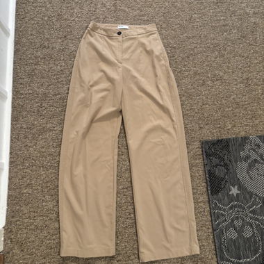 pantaloni da completo