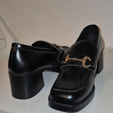 Mocassins a talon noir 