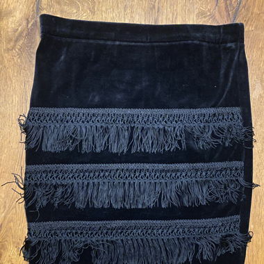 Samtrock Vintage, schwarz mit Fransen