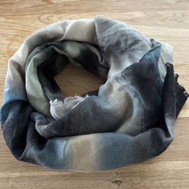 Scarf unknown brand