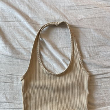 Cute H&M crop top 