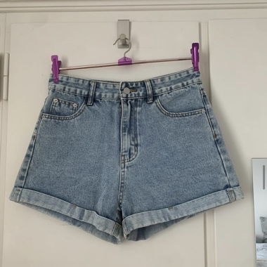 Kurze Hosen