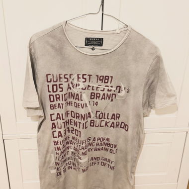 Guess t-shirt 