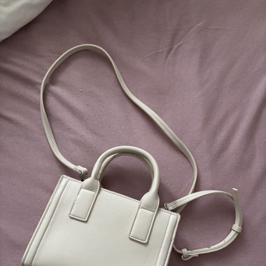 Handtasche