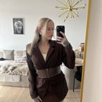 Nomi