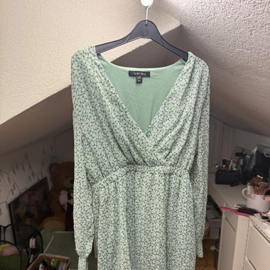 Kleid