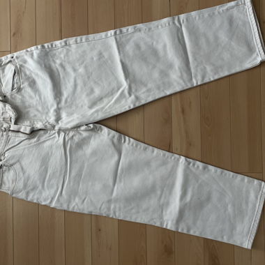 Weisse oversized Jeans