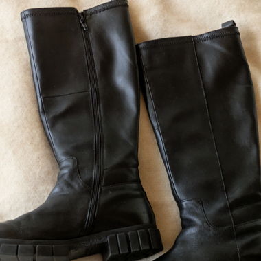 Bottes en cuir véritable noires 