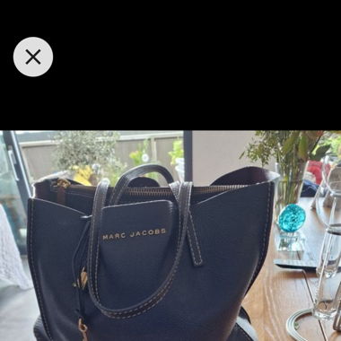 beau sac marc Jacobs en cuir excellent état 