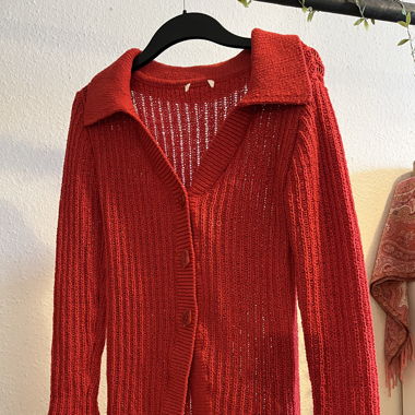 pull long tricot rouge