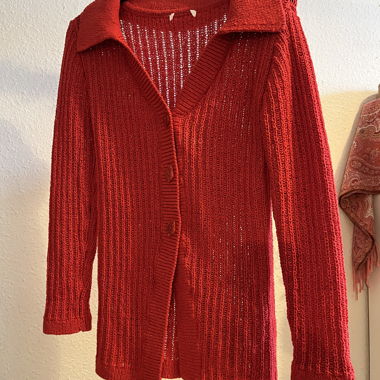 pull long tricot rouge