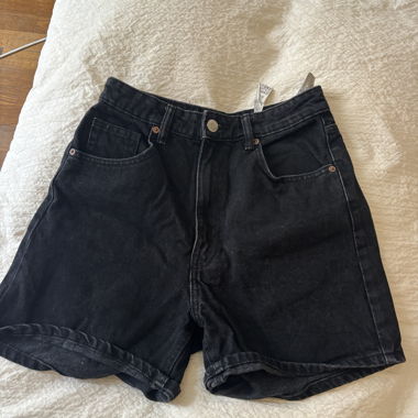 Black denim shorts ZARA