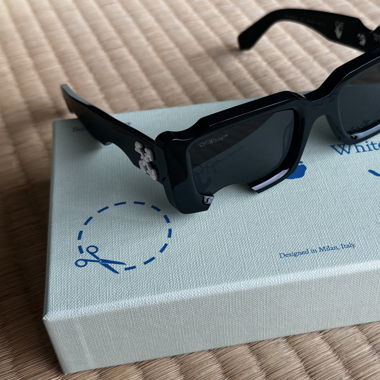 Sonnenbrille OFF-WHITE Cady Cut-out - Neu!