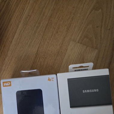 SSD Samsung T7 1TB con 4TB WD