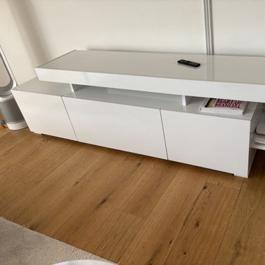 Table tv