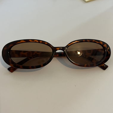 Sonnenbrille