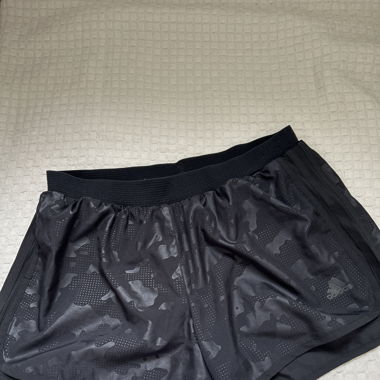 kurze Adidas Sporthose