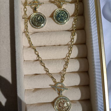 Set collana e orecchini