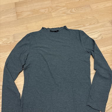 longsleeve only