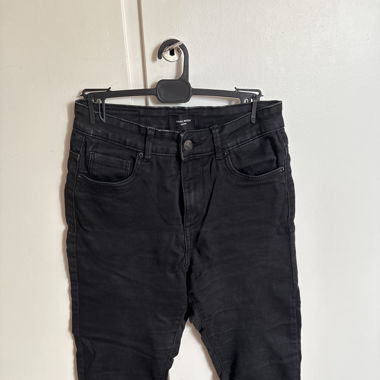Schwarze Jeans 