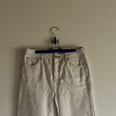 BDG white jeans 