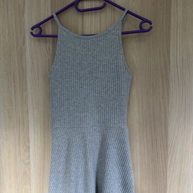 Graues Sommerkleid