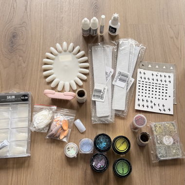 Nail Accessories Set