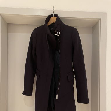 Zara Mantel
