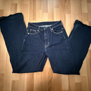 Pantaloni in jeans scuri