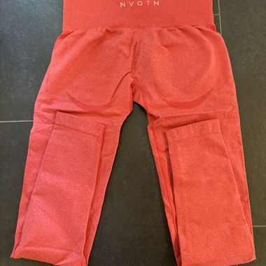 Legging de sport rose-rouge NVGTN