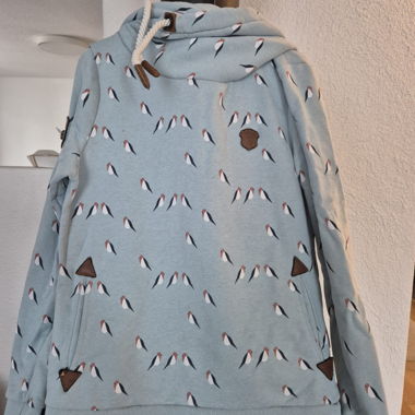 Sweat à capuche NAKETANO à motif d’oiseaux