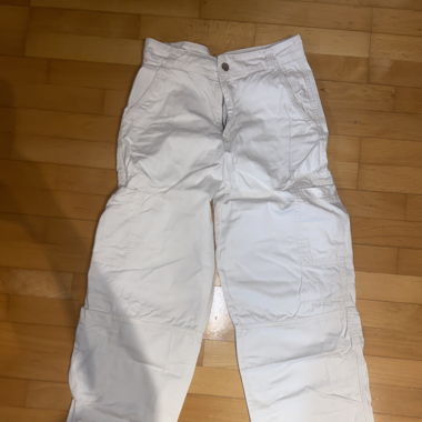 weisse Cargohose