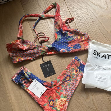Bikini Skatie