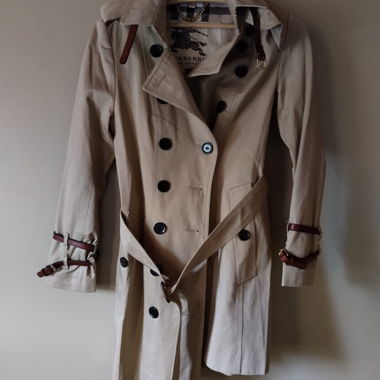 Burberry Mantel