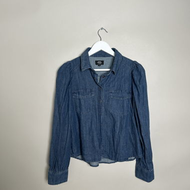 Camicia in denim con bottoni