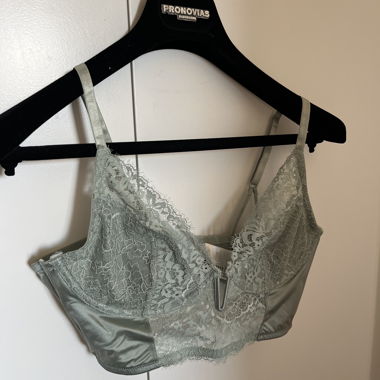 Reggiseno H&M in verde salvia