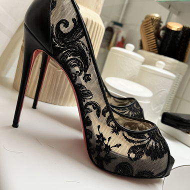 Louboutins Taille 37
