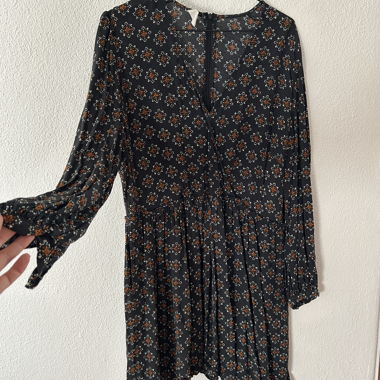 MANGO Kleid
