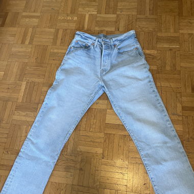 Levi's 501 Jeans mit hellblauem Denim