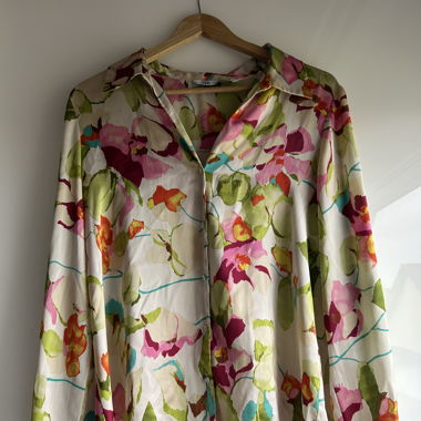 Blumige Bluse