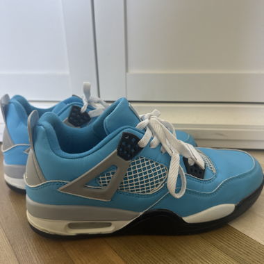 Nike Air Jordan 4 Sneakers