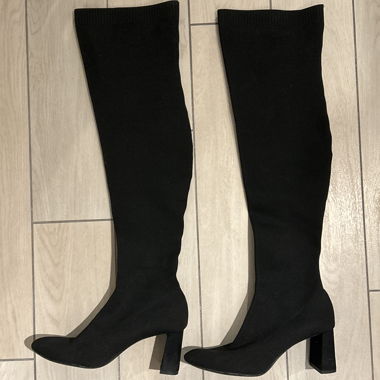 Black High Fitted Boots