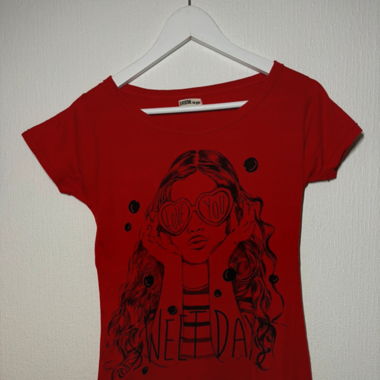 Top rouge