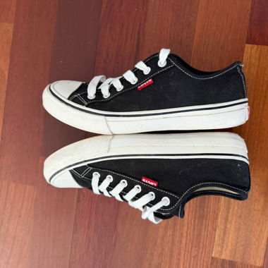Baskets noires Levi's