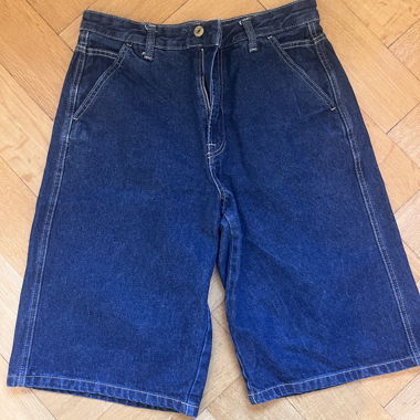 Short in jeans blu lunghezza ginocchio
