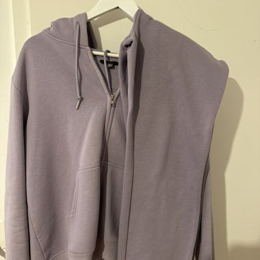 Hoodie lilas à zip