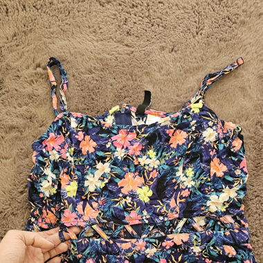 Kleid Sommer mit Cut outs