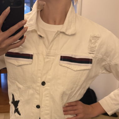 Jeansjacke cremefarbig mit Motiv